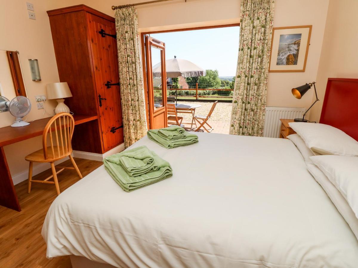 3 The Stables Villa Havenstreet  Ngoại thất bức ảnh
